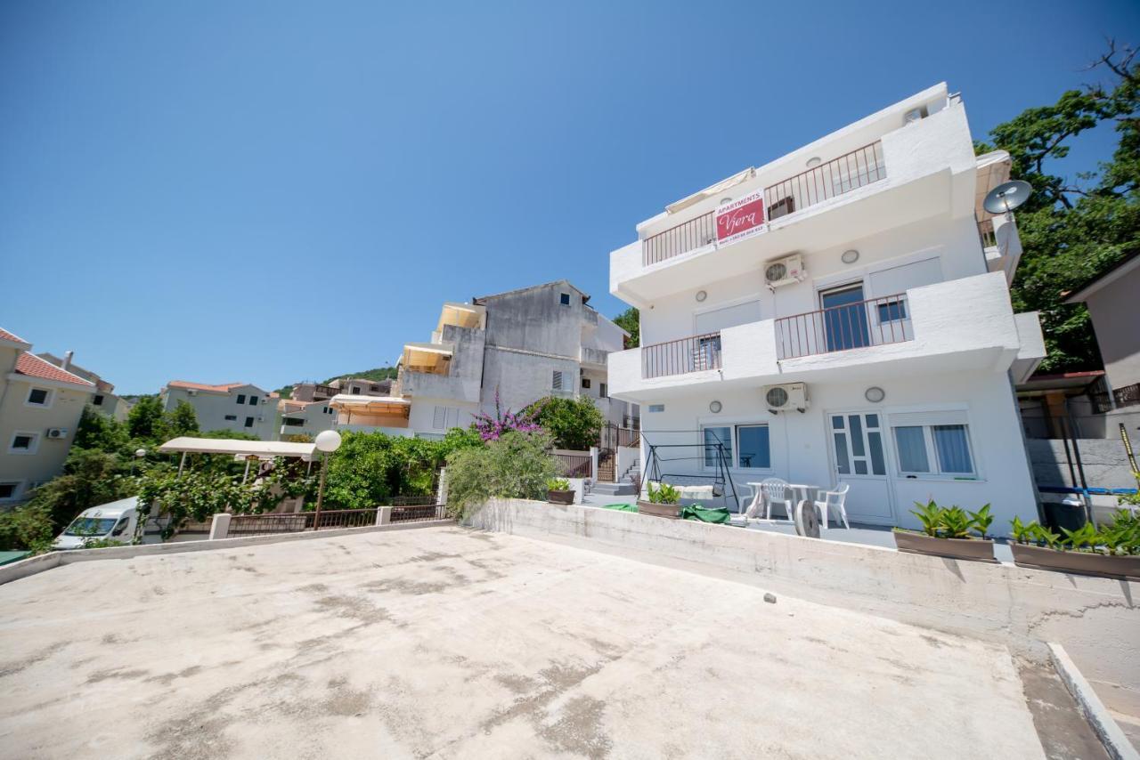Apartments Vjera Petrovac Eksteriør billede