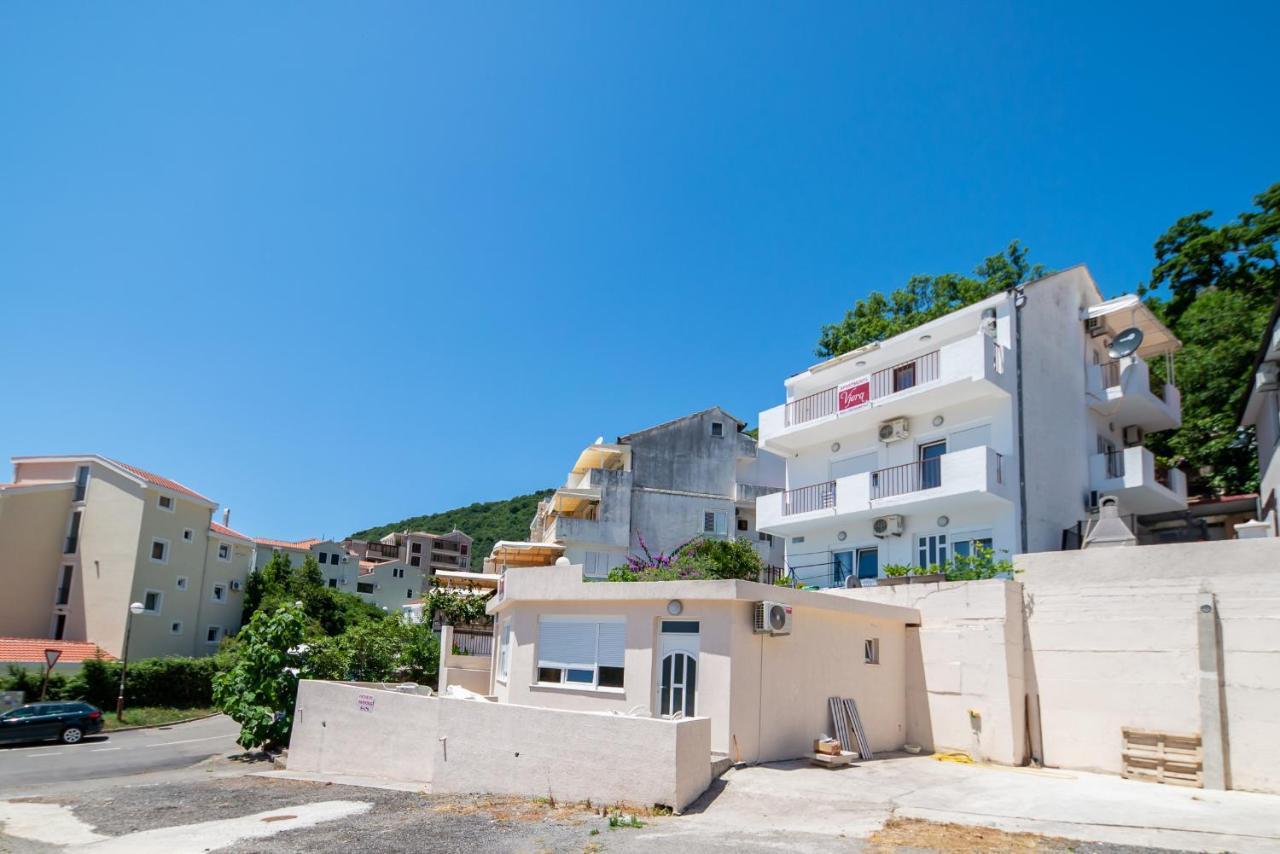 Apartments Vjera Petrovac Eksteriør billede