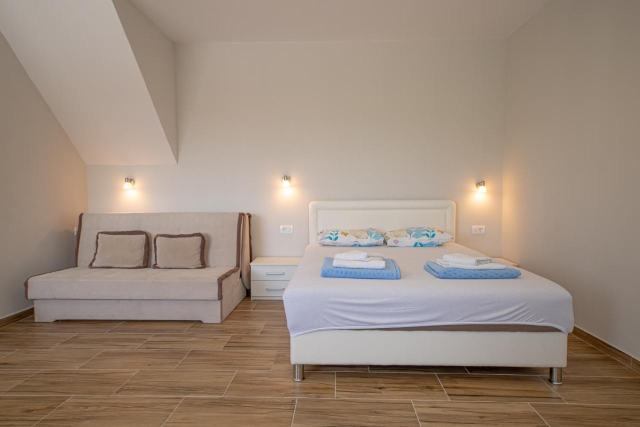 Apartments Vjera Petrovac Eksteriør billede