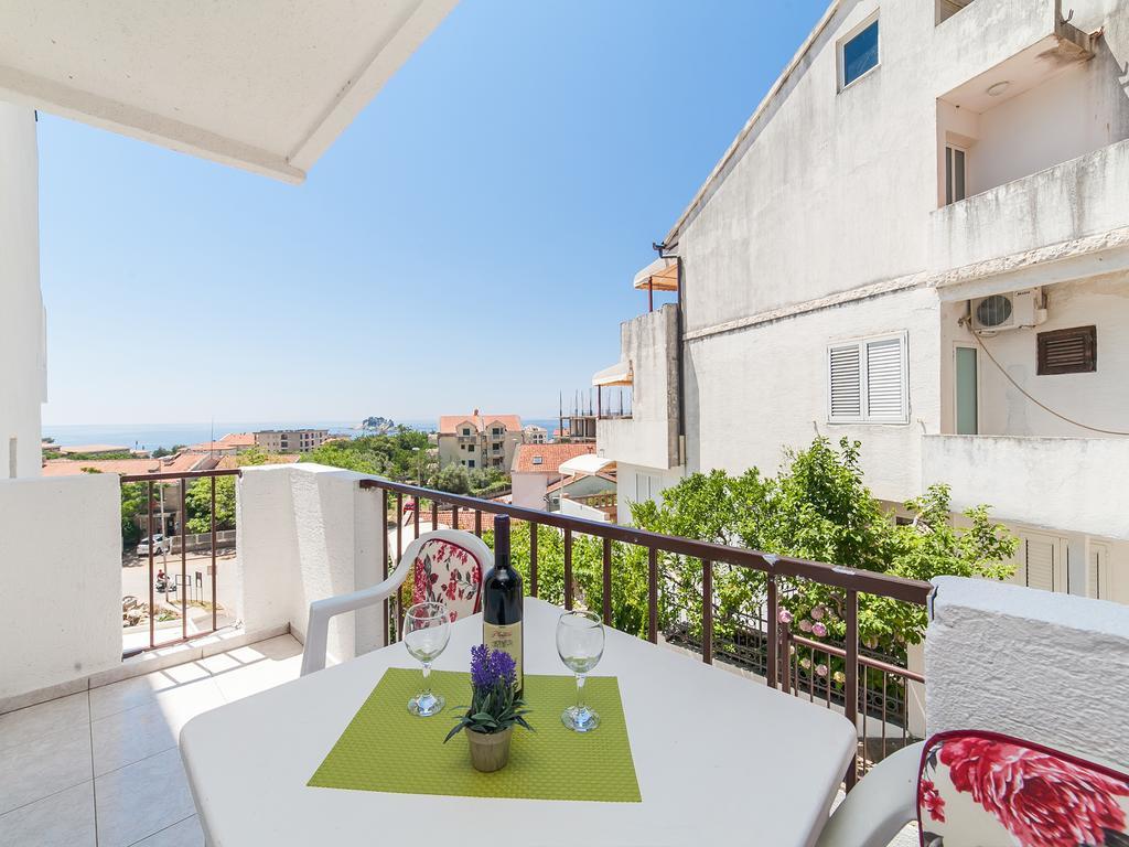 Apartments Vjera Petrovac Eksteriør billede